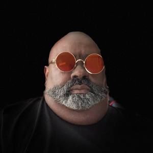 Meet your Posher, Don